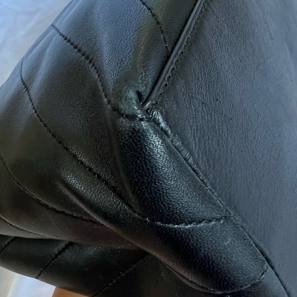 Tory Burch Gold Chain Tote - Picture 8 of 13